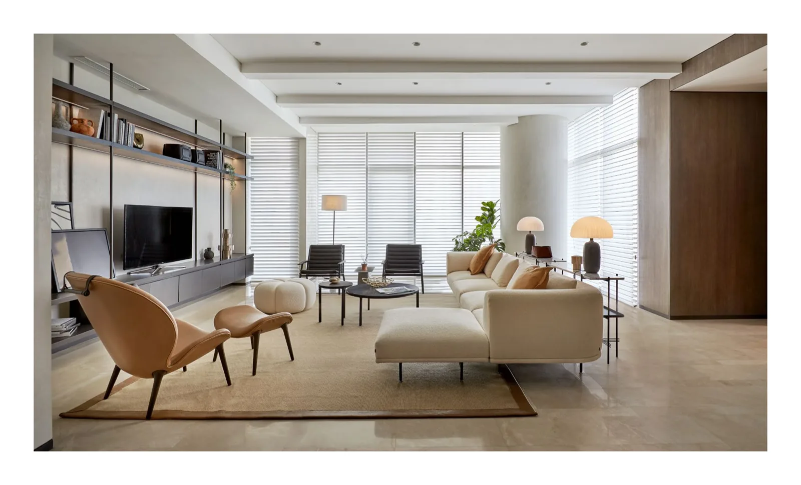 460 m² Interior