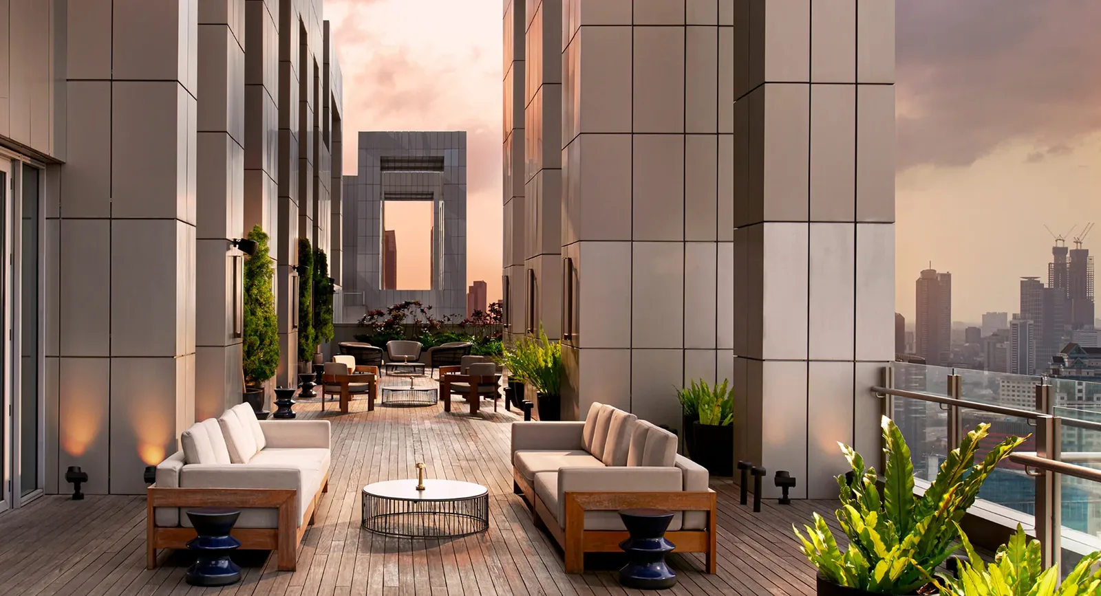 Sky Lounge